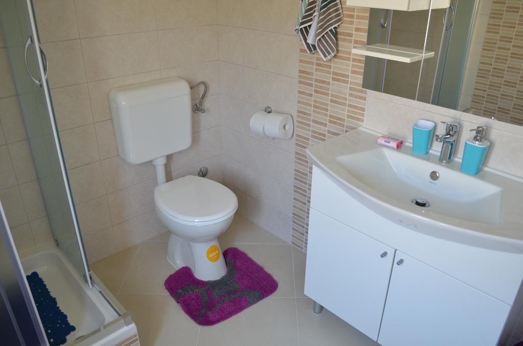 Apartments Mili Baška Εξωτερικό φωτογραφία